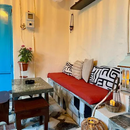 דירה George&michael Traditional House