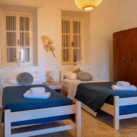 아파트 George&michael Traditional House *
