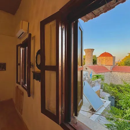 George&michael Traditional House 아파트 *