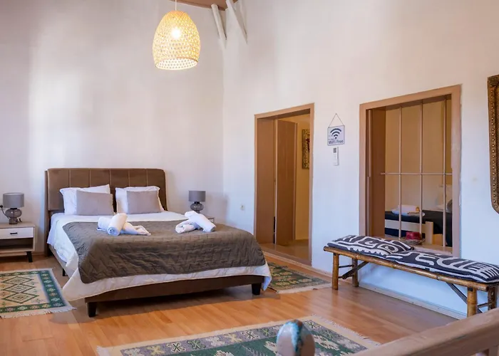 George&michael Traditional House Apartamento