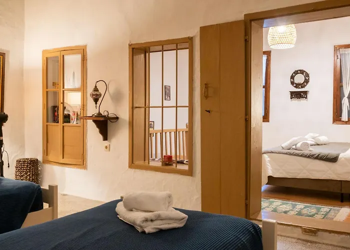 George&michael Traditional House *